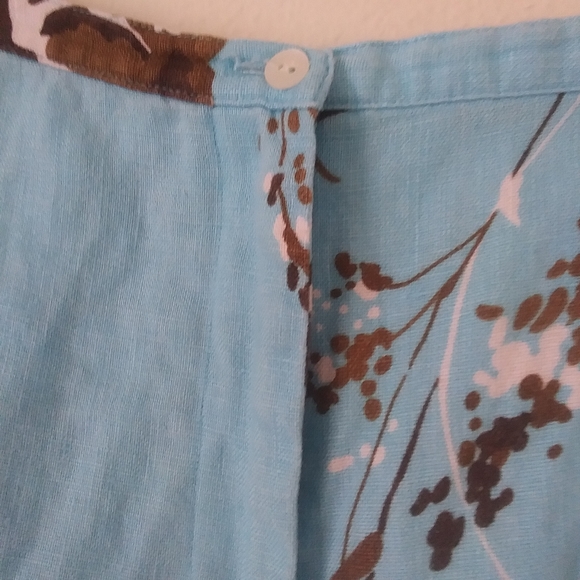 Cali Cali Linen Capris, Cargo Pockets, Sky Blue with Brown Floral Print - Picture 5 of 9